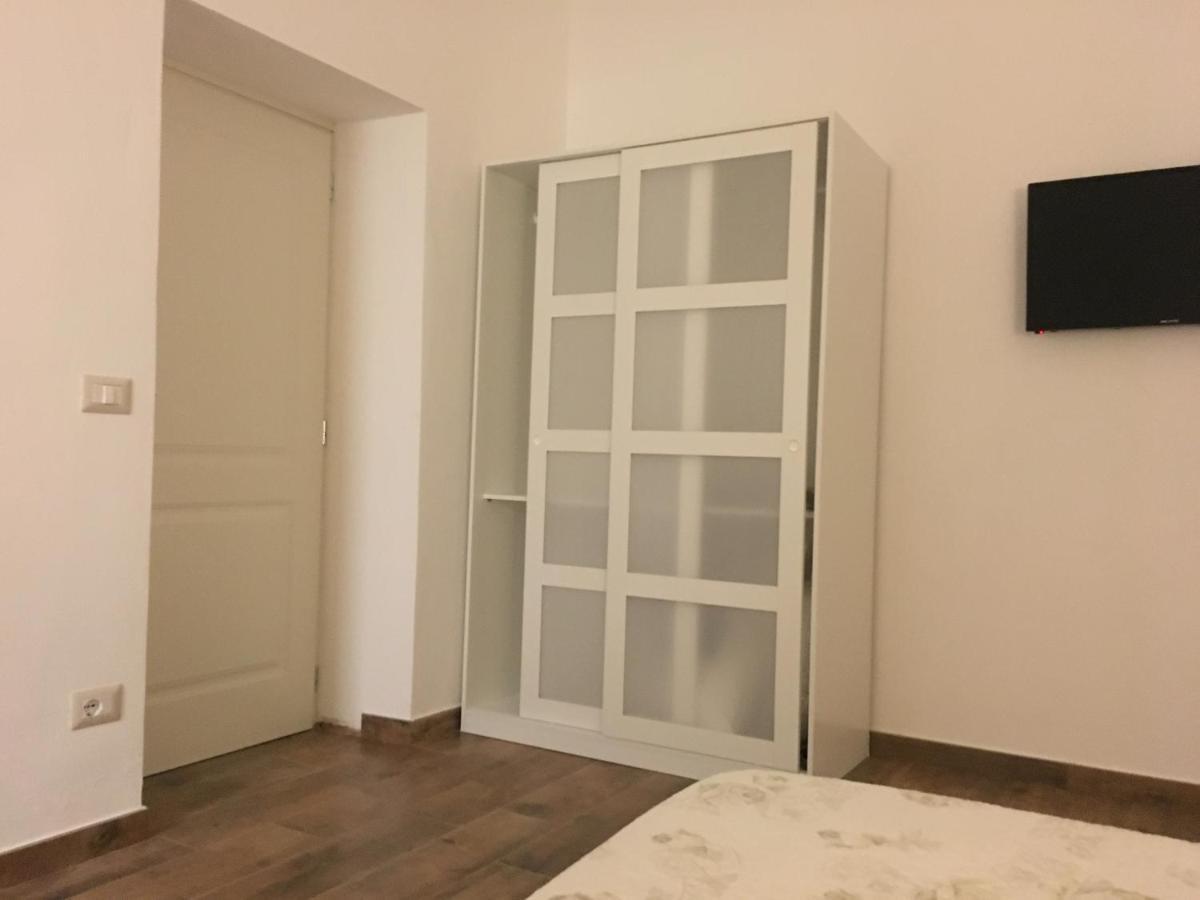 L’Acerba B&B Ascoli Piceno Bagian luar foto